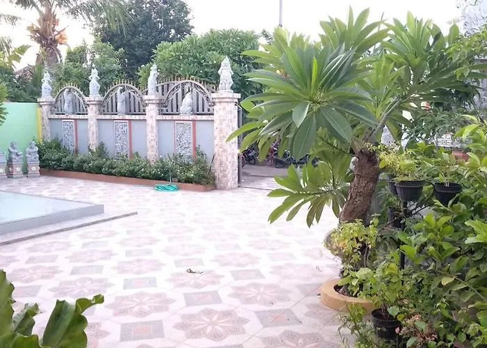 Private Bali Artifac * Singaraja